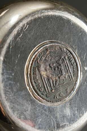 Bulgari Gefäß mit seitlicher, Ebenholz belegter Handhabe und antiker Münze im Boden, sign., Silber 925 innen vergoldet, 151g, H. 7cm - Foto 5