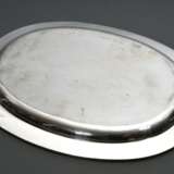 Ovale martellierte Art Deco Platte, MZ: AM (Arthur Meyle, Pforzheim ?), Modellnr. 5603, Handarbeit, Silber 800, 871g, 39,5x30,7cm, fleckig - photo 2