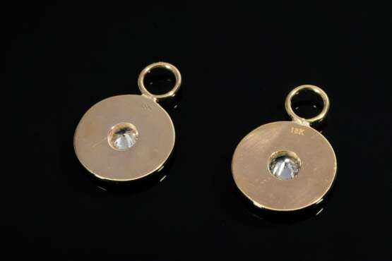 Paar Gelbgold 750 Scheibeneinhänger für Ohrringe mit Brillanten (zus. ca. 0.66ct/SI-P1/TCR), 4,8g, Ø 1,4cm - photo 2