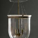 Große Glas Ampel "Stall Laterne" in Metall Montierung nach klassischem Vorbild, elektrifiziert, H. ca. 65cm, Ø ca. 31cm - photo 1