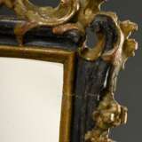 Kleiner Rokoko Altarspiegel mit geschnitztem Rahmen, schwarz-gold gefasst, 18.Jh., altes Spiegelglas, 34x37,5cm, rest., diverse Fehlstellen - фото 4