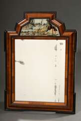 Holländischer Barock Spiegel mit Wulstrahmen und Hinterglasmalerei im Giebel „Kauffahrteiszene“, Anfang 18.Jh., 67x50cm