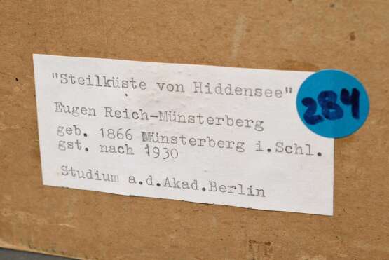 Reich-Münsterberg, Eugen (1866-1943) "Steilküste von Hiddensee", Öl/Malpappe, u.r. sign., verso bez., 49,5x70cm, Craquelé, Maluntergrund leicht gebogen - photo 4