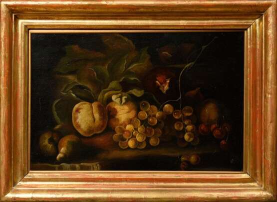 Unbekannter Künstler des 18./19.Jh. "Obststillleben", Öl/Leinwand doubliert, vergoldeter, breiter Rahmen, 34,5x50cm (m.R. 45x62,5cm), Craquelé - photo 2