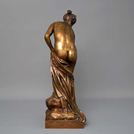 NACH CHRISTOPHE GABRIEL ALLEGRAIN (Paris 1710-1795 Paris) "Badende Venus", 19. Jahrhundert - Foto 2