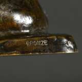 Riché, Louis (1877-1949) "Liegende Katze", Bronze patiniert, auf der Plinthe sign., Gießerstempel "Susses Frères Editeurs Paris", 7,5x17,5x6,5cm, min. berieben - Foto 5