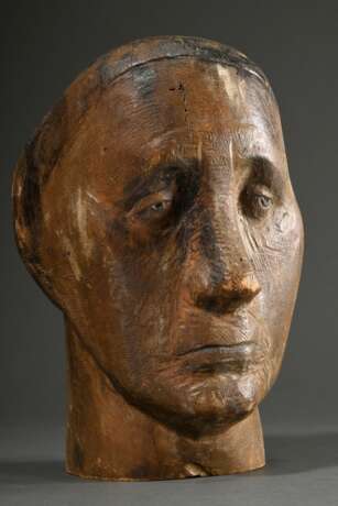 Großer geschnitzter Kopf „Alte Frau“, Holz mit Resten von farbiger Fassung, um 1920, 28x20x18cm, leichte Altersspuren - Foto 2