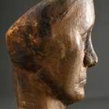 Großer geschnitzter Kopf „Alte Frau“, Holz mit Resten von farbiger Fassung, um 1920, 28x20x18cm, leichte Altersspuren - photo 6
