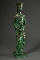 Heiligenfigur &quot;Muttergottes mit Kind&quot;, Bronze grün patiniert, Sockel sign. Barnes (?), 20.Jh., H. 48cm