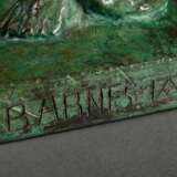 Heiligenfigur "Muttergottes mit Kind", Bronze grün patiniert, Sockel sign. Barnes (?), 20.Jh., H. 48cm - photo 7