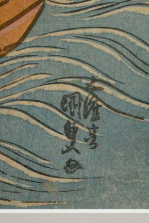 Utagawa Kunisada (1786-1865) "Boote im Schilf", Farbholzschnitte, Triptychon, sign. Gototei Kunisada ga, links Iwai Hanshirô, (Mitte und rechts) Schauspieler Ichikawa Ebizô in 2 versch. Rollen, Verleger Tsutaya… - photo 3