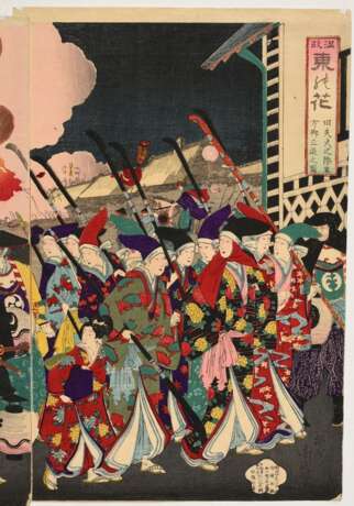 Toyohara (Yôshû) Chikanobu (1838-1912) "Evakuierung von Hofdamen bei Feuer", Farbholzschnitte, Triptychon, aus der Serie "Onshi Azuma no Hana" (Blicke in alte Zeiten der Blumen Edos), Meiji 22, 2. Mon… - фото 8