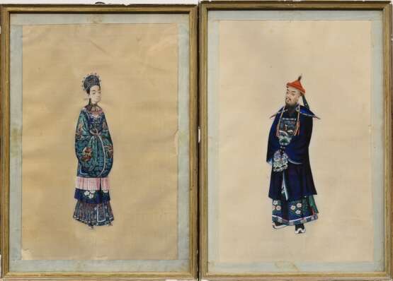 Paar feine Tsuso Malereien "Mandarin und chinesische Dame", Gouache auf Markpapier, Kanton um 1830/1840, 28x18cm (m.R. 32,5x23cm), Ränder beschädigt - photo 1