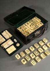 Mahjong Spiel in Samt ausgekleidetem Lederkoffer mit Bambus-Bakelit Spielsteinen, -stäbchen und -würfeln, vollständig, Anfang 20.Jh., 10,5x22x23, Ledergriff lose