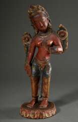 Buddhistische Schnitzerei &quot;Stehende Tara&quot;, Nepal 19.Jh., Holz farbig gefasst, H. 35,5cm, kleine Fehlstellen