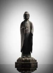 Frühe Figur des Amida Buddha aus Holz