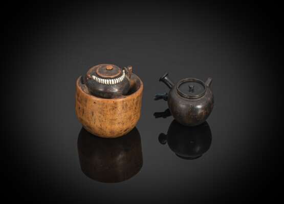 Zwei Netsuke aus Holz - photo 2