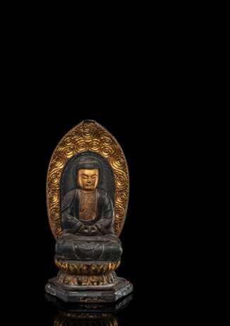 Figur des Buddha aus Holz mit partieller Vergoldung - Foto 1
