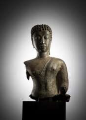 Büste des Buddha Shakyamuni aus Bronze auf Sockel
