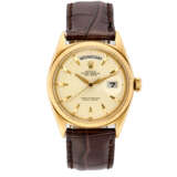 Rolex, Day-Date Ref. 1803 | gold wristwatch | Year 1961 | Automatic movement | Mustard dial with indexes day and date | Case n. 688936 | Movement n. DD35785 | Cal. 1555 | Diam. mm 36 - photo 1