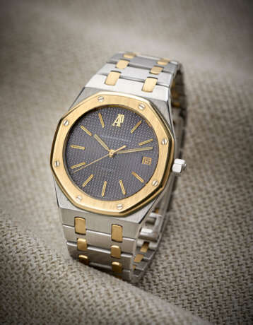 Audemars Piguet, Royal Oak "Mini Jumbo" Ref. 14700/789SA | steel and gold wristwatch | Year 1991 | Automatic movement | Dark grey tappesserie dial with indexes and date | Case n. C83414/94 | Movement n. 340387 | Cal. 2130 | Diam. mm 36 | paper only - фото 2