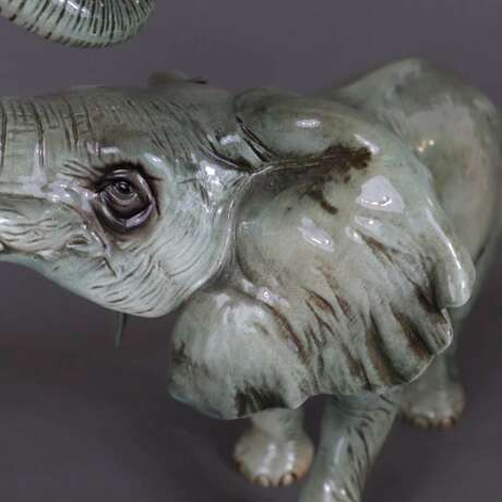 Große Tierfigur "Afrikanischer Elefant" - Goebel, aus der Fi… - photo 6