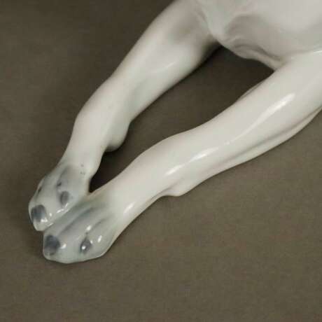 Liegende Hundefigur - Metzler & Orloff, Porzellan glasiert i… - photo 4