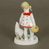 Seltene Porzellanfigur "Mädchen mit Huhn" - Rosenthal, Kunst… - photo 5