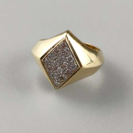 Diamantring - Gelbgold 585/000 (14K), rautenförmiger Ringkop… - Foto 1