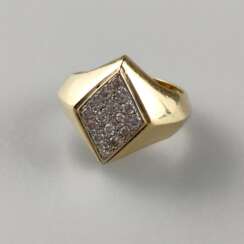 Diamantring - Gelbgold 585/000 (14K), rautenförmiger Ringkop…