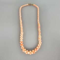 Engelshaut-Korallencollier - Halskette aus kurzen Korallenst…