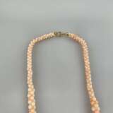Engelshaut-Korallencollier - Halskette aus kurzen Korallenst… - photo 5