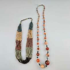 Zwei Halsketten im altägyptischen Stil - Ägypten, 1.Hälfte 2…