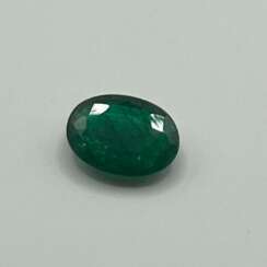 Loser Smaragd - 0,94 ct, Herkunft: Sambia, grün, Ovalschliff…