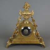 Prunkvolle Pendule - Paris, Frankreich, um 1800, vergoldetes… - Foto 4