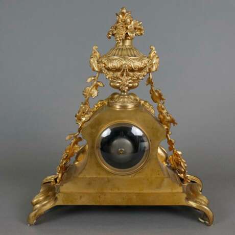 Prunkvolle Pendule - Paris, Frankreich, um 1800, vergoldetes… - photo 4