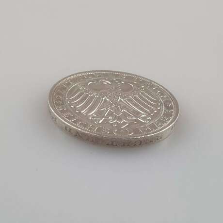 Silbermünze 3 Reichsmark 1928 - Weimarer Republik, 900 Jahre… - фото 3