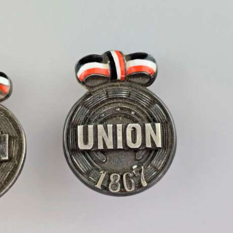 Drei Abzeichen "Union 1867" - 800er Silber, Emaildekor, Abze… - фото 4