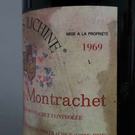 Weinkonvolut - 2 Flaschen 1969 Alexis Lichine Chassagne-Mont… - photo 4