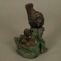 Bronzefigur "Spatzenfamilie am Nest" - 20. Jh., gestempelt "…