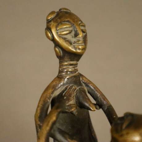 Konvolut Bronzeminiaturen - 20. Jh., Bronze, dunkel patinier… - photo 4