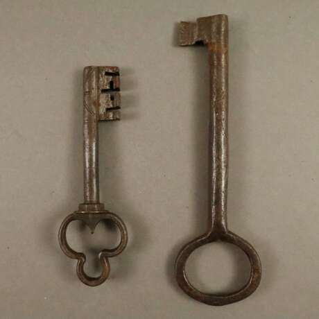 Zwei antike Schlösser mit Schlüssel - 18./19. Jh., Eisen, 1x… - Foto 7