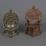 Zwei Diya-Öllampen - Indien, vor 1900, Bronzelegierung, in t… - фото 1