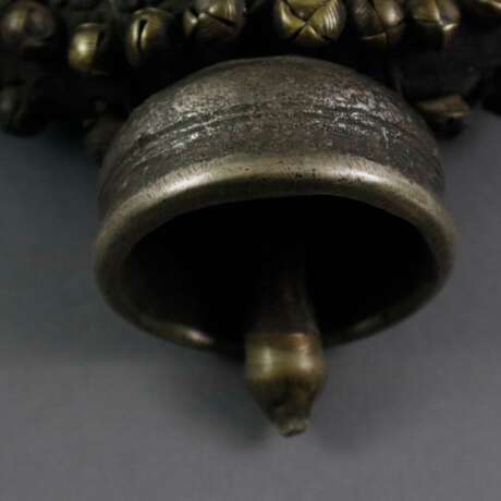 Zierkummet mit Glocke und Schellenbehang - Leder / Bronze, I… - photo 2