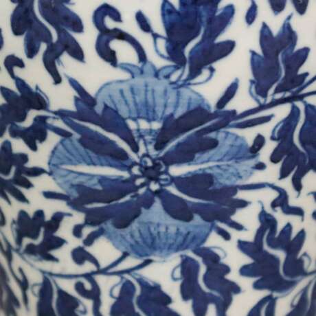 Blau-weiße Balustervase - China, späte Qing-Dynastie, Porzel… - photo 5
