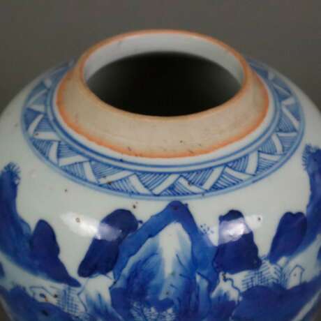 Kleiner Blau-Weiß-Deckeltopf - China, späte Qing-Dynastie, P… - фото 3