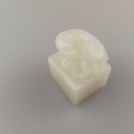 Siegelstempel - China, ausgehende Qing-Dynastie, weiße Jade… - photo 2