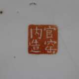 Hutstand - China, Porzellan mit polychromer Emailmalerei in… - Foto 8