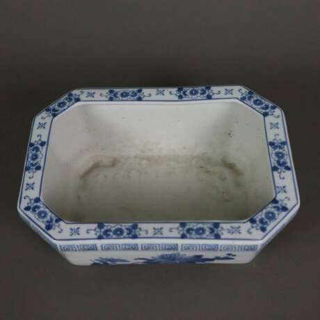 Blau-weiße Jardinière - Porzellan, China 20.Jh., oktogonale… - photo 2