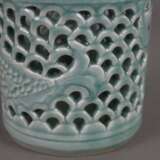 Pinselbecher - China, 20. Jh., Keramik mit bläulicher Glasur… - photo 5